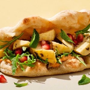 230226 _Pinsa-Romana-Folded_Recept-Q-E-PinsaFolded-Veggie_Campagne_lr_100kb