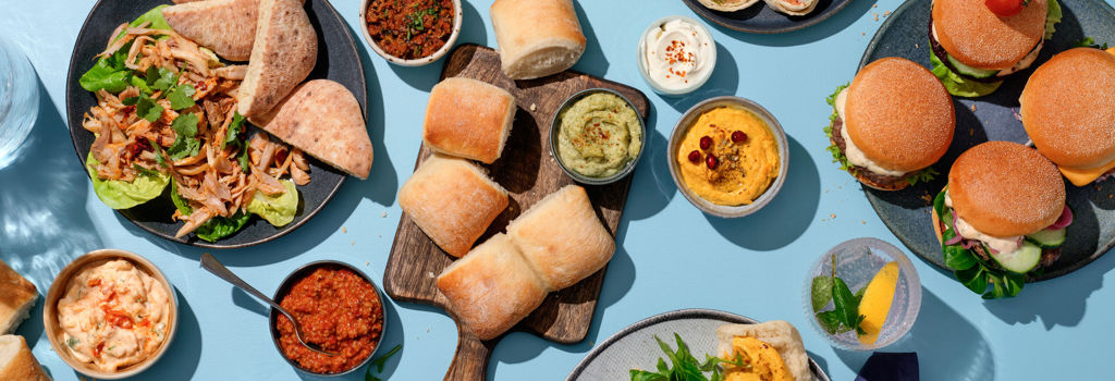 227607_221505_16320000_224704_Mini Naanta Pocket bread_Breekbrood Wit_Viking Thinbread_Mini Hamburger Bun Rustic_ARTISTIEK SFEEROPTIE-1_v1